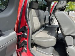 2006 Nissan TITAN LE Extended Cab Medium Bed full