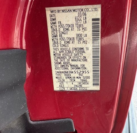 2006 Nissan TITAN LE Extended Cab Medium Bed full