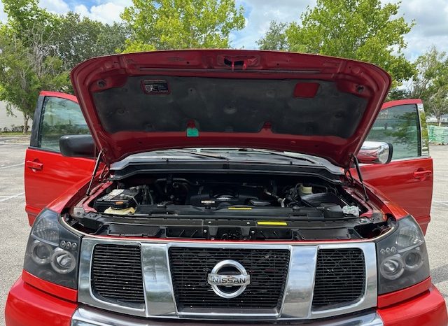 2006 Nissan TITAN LE Extended Cab Medium Bed full