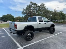 2004 Dodge Ram 1500 SLT Crew Cab Medium Bed full