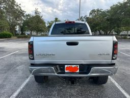 2004 Dodge Ram 1500 SLT Crew Cab Medium Bed full