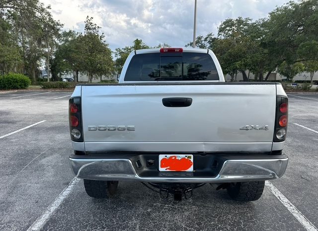 2004 Dodge Ram 1500 SLT Crew Cab Medium Bed full