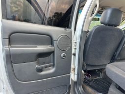2004 Dodge Ram 1500 SLT Crew Cab Medium Bed full