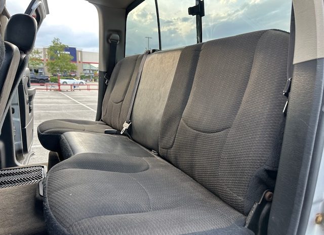 2004 Dodge Ram 1500 SLT Crew Cab Medium Bed full