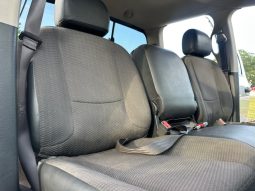 2004 Dodge Ram 1500 SLT Crew Cab Medium Bed full