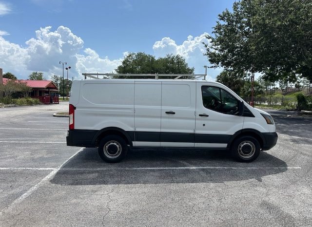 2015 Ford Transit 150 Cargo Van w/RH Swing-Out Doors Low Roof 130.0″ WB full