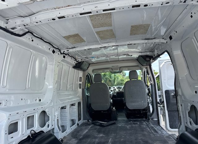 2015 Ford Transit 150 Cargo Van w/RH Swing-Out Doors Low Roof 130.0″ WB full