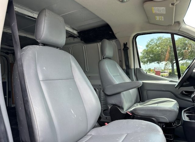 2015 Ford Transit 150 Cargo Van w/RH Swing-Out Doors Low Roof 130.0″ WB full