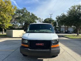 2006 GMC Savana 2500 Cargo Van 1WT 155.0″ WB