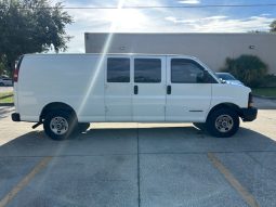 2006 GMC Savana 2500 Cargo Van 1WT 155.0″ WB full
