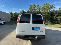 2006 GMC Savana 2500 Cargo Van 1WT 155.0″ WB full
