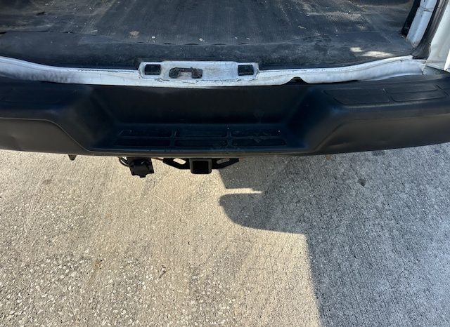 2006 GMC Savana 2500 Cargo Van 1WT 155.0″ WB full