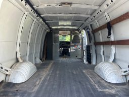 2006 GMC Savana 2500 Cargo Van 1WT 155.0″ WB full