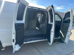 2006 GMC Savana 2500 Cargo Van 1WT 155.0″ WB full