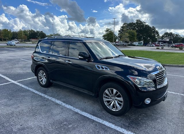 2013 infinity Qx56-3row seats full option ( low mileage) full