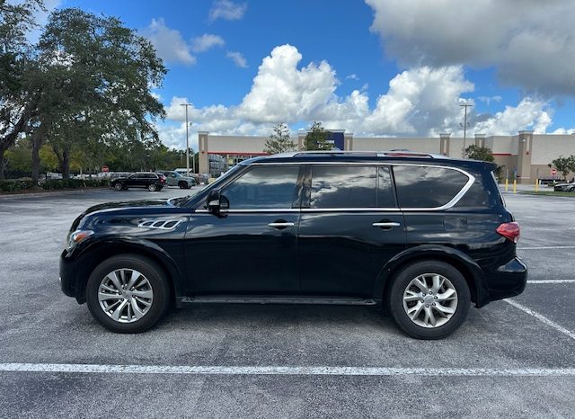 2013 infinity Qx56-3row seats full option ( low mileage) full