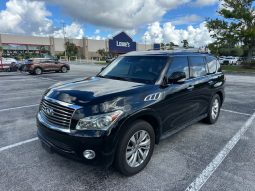 2013 infinity Qx56-3row seats full option ( low mileage) full