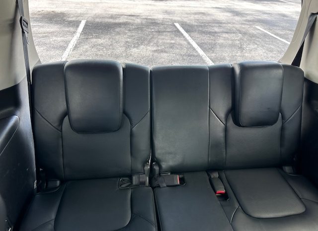 2013 infinity Qx56-3row seats full option ( low mileage) full