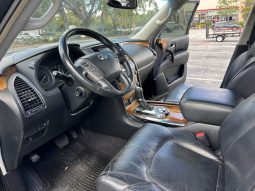 2013 infinity Qx56-3row seats full option ( low mileage) full