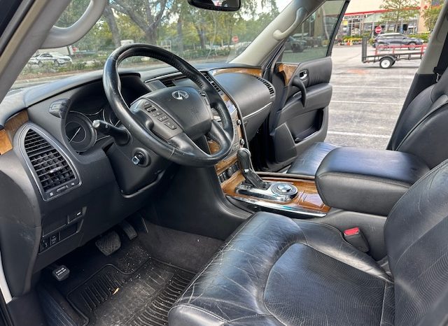 2013 infinity Qx56-3row seats full option ( low mileage) full