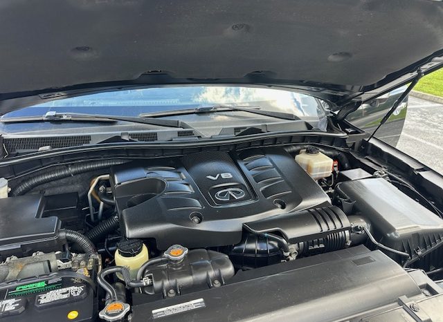 2013 infinity Qx56-3row seats full option ( low mileage) full