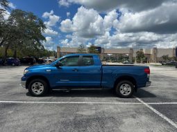 2008 Toyota Tundra 5.7- 4doors full