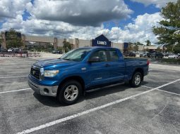 2008 Toyota Tundra 5.7- 4doors full