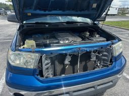 2008 Toyota Tundra 5.7- 4doors full