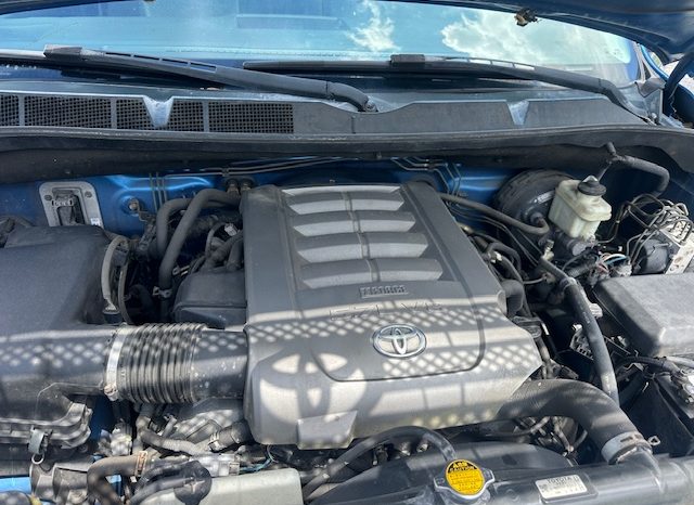 2008 Toyota Tundra 5.7- 4doors full