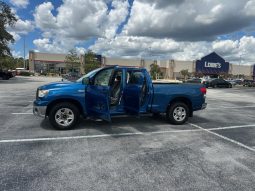2008 Toyota Tundra 5.7- 4doors full