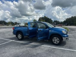 2008 Toyota Tundra 5.7- 4doors full