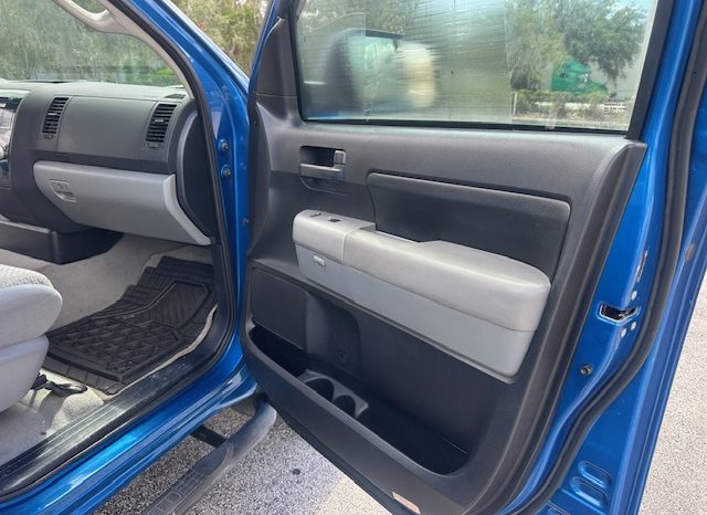 2008 Toyota Tundra 5.7- 4doors full