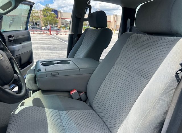 2008 Toyota Tundra 5.7- 4doors full