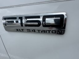 2006 Ford f150 v8 long bed ( low mileage )+-4doors full