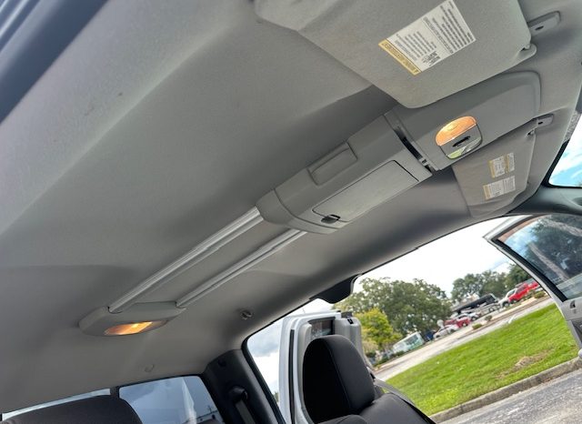 2006 Ford f150 v8 long bed ( low mileage )+-4doors full