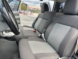 2006 Ford f150 v8 long bed ( low mileage )+-4doors full