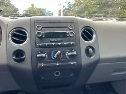 2006 Ford f150 v8 long bed ( low mileage )+-4doors full