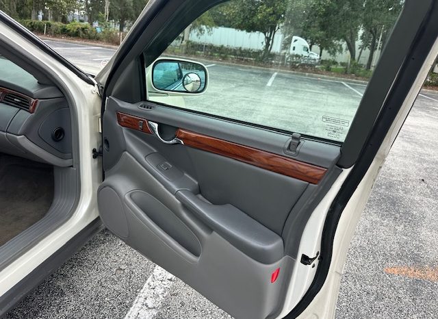 2003 Cadillac DeVille full