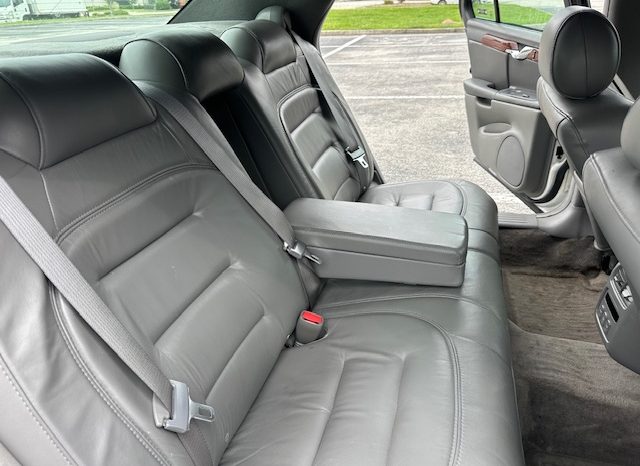 2003 Cadillac DeVille full