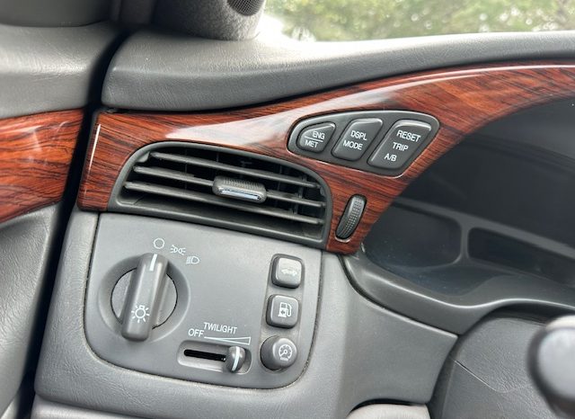 2003 Cadillac DeVille full