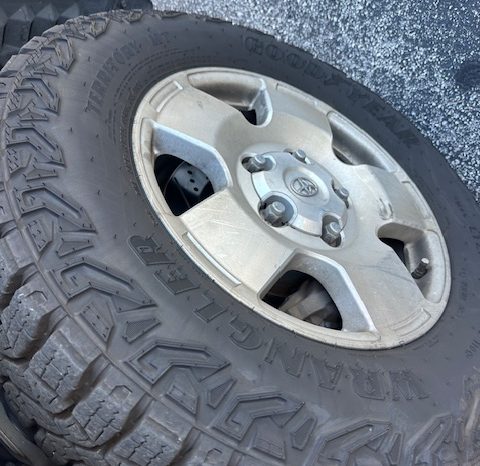 2007 Toyota Tundra SR5 Crew Cab Short Bed full