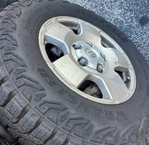 2007 Toyota Tundra SR5 Crew Cab Short Bed full