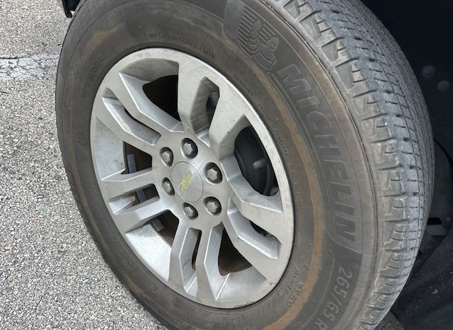 2015 Chevrolet Suburban LT 1LT full