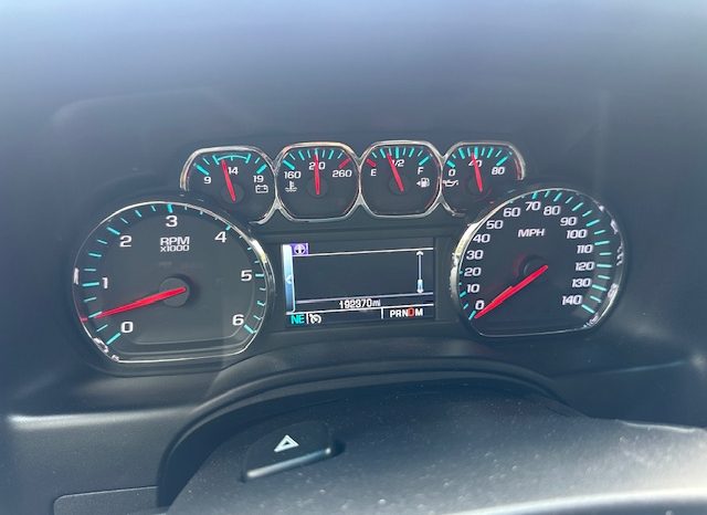 2015 Chevrolet Suburban LT 1LT full