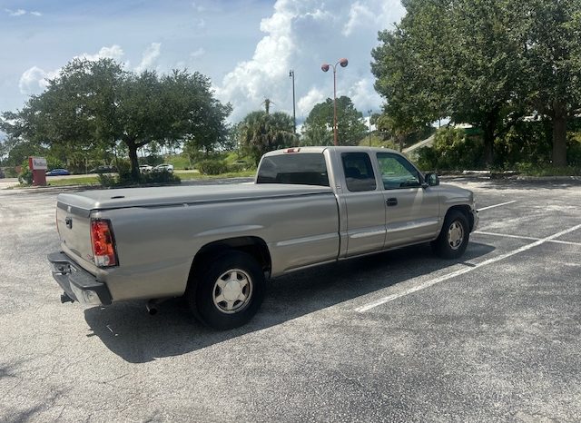 2004 GMC Sierra 1500 SLT Extended Cab Long Bed 1SD w/Rear Doors full