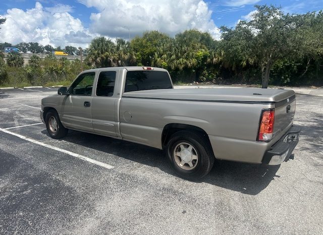 2004 GMC Sierra 1500 SLT Extended Cab Long Bed 1SD w/Rear Doors full
