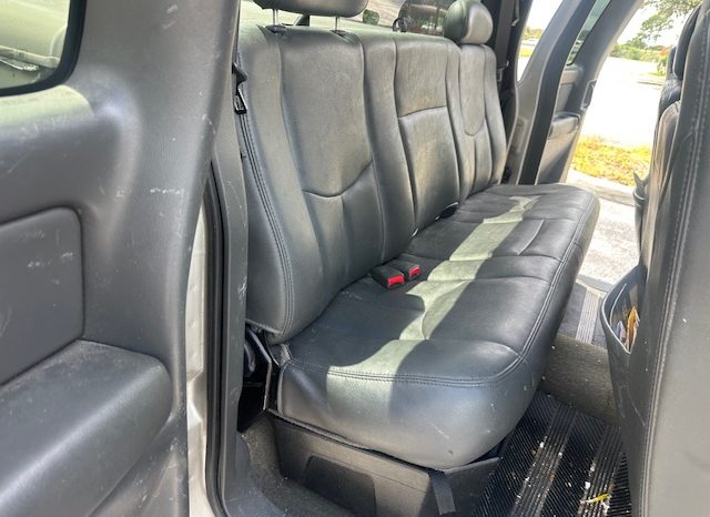 2004 GMC Sierra 1500 SLT Extended Cab Long Bed 1SD w/Rear Doors full