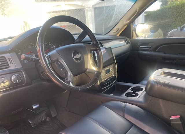 2008 Chevrolet Avalanche LT Crew Cab Short Bed 3LT full