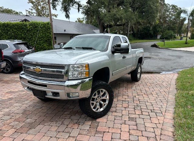 2012 Chevrolet Silverado 1500 LT Extended Cab Medium Bed 1LT w/Rear Doors full