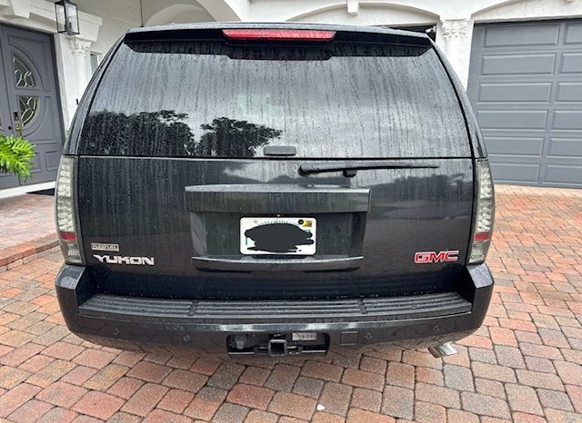 2010 GMC Yukon 1500 SLT 4SA full